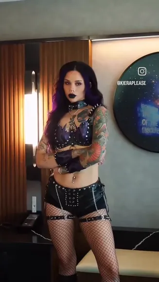Kierapleaze Silver Bodysuit Tease OnlyFans Video Leaked