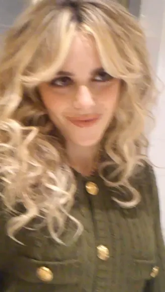 Kiernanshipka Knit Cardigan Tease OnlyFans Video Leaked