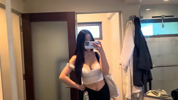 Kiittwy White Crop Top Tease OnlyFans Video Leaked