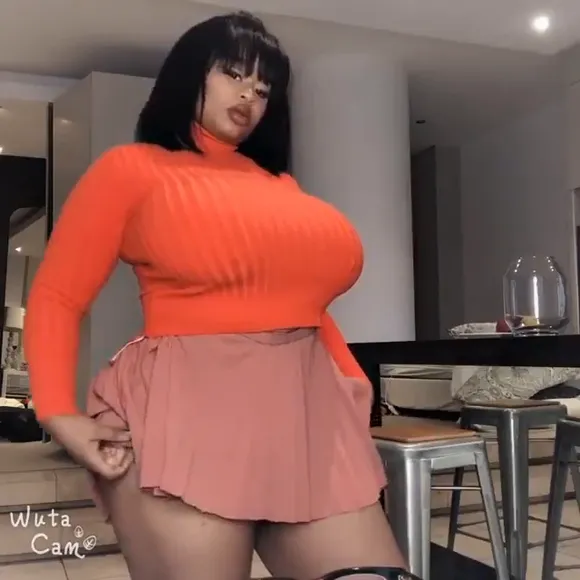 Kim-tiddies Tight Orange Top Tease OnlyFans Video Leaked