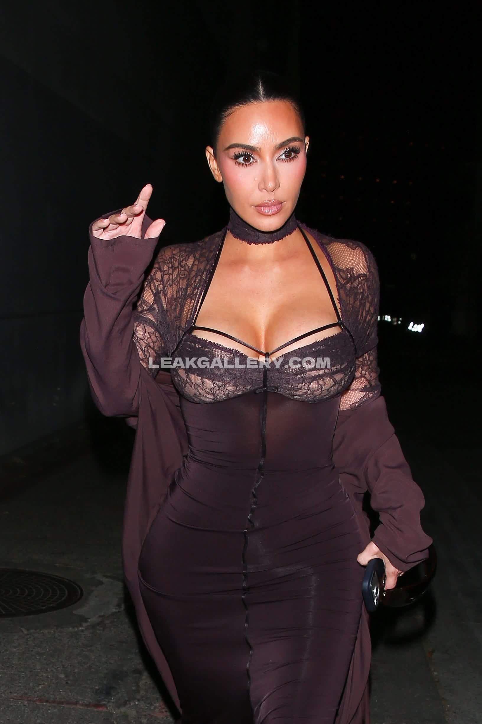 Kimkardashian / kim_kardashian Exclusive Leaked Nude OnlyFans #12657036