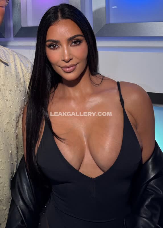 Kimkardashian / kim_kardashian Exclusive Leaked Nude OnlyFans #13479198