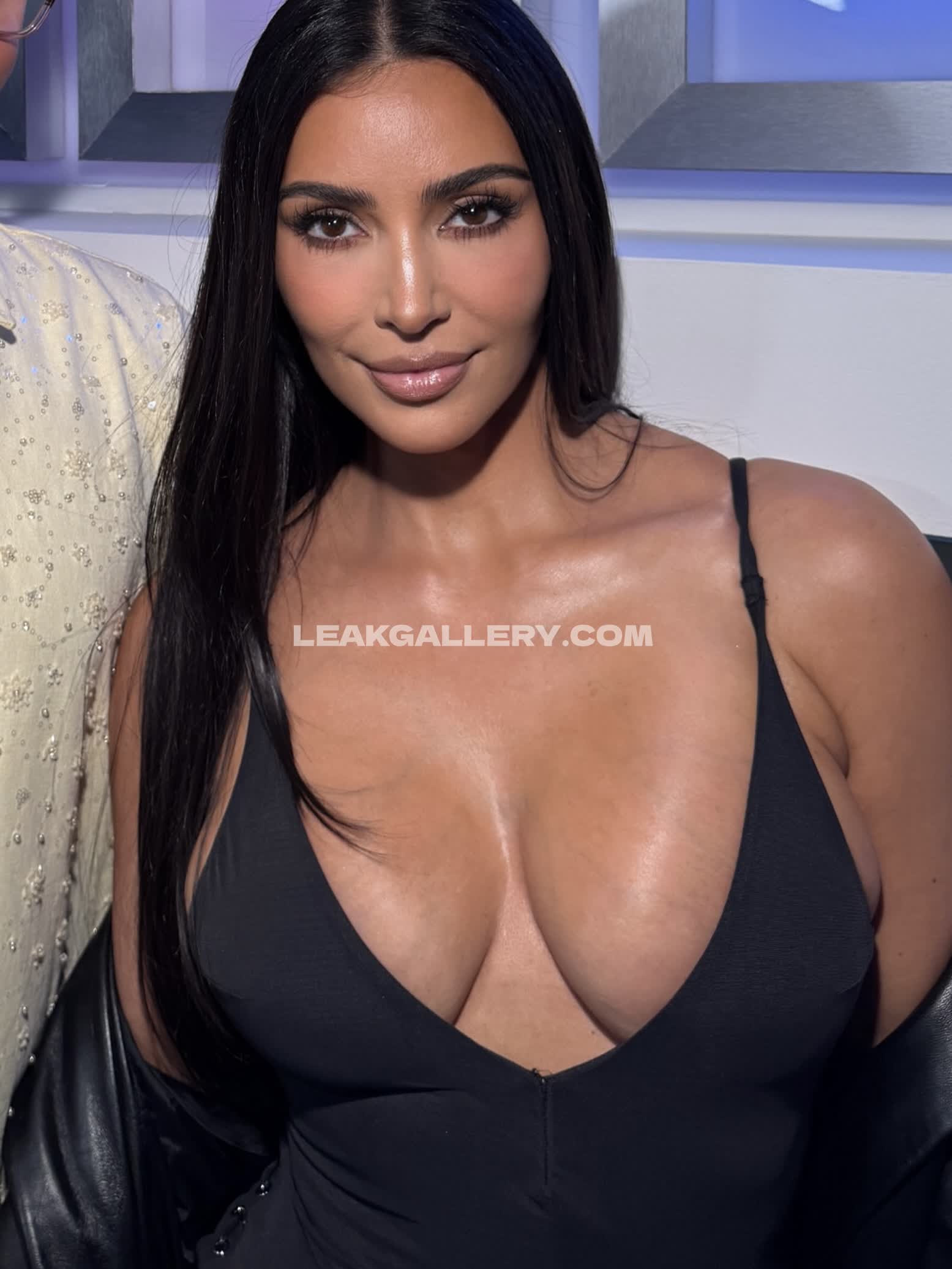 Kimkardashian / kim_kardashian Exclusive Leaked Nude OnlyFans #13260847