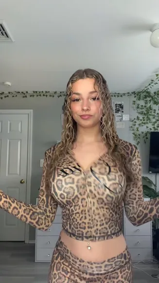 Kirapregiato Exklusiv geleakte Nacktbilder von OnlyFans #12776170
