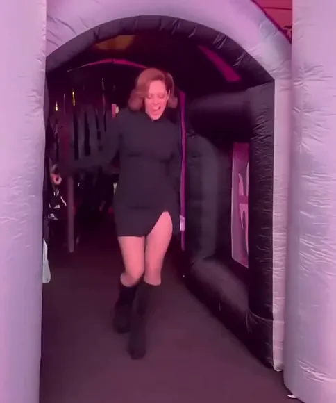 Kirstenriaa Thigh-High Slit Dress OnlyFans Video Leaked