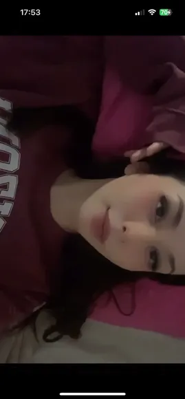 Kittncore Sweatshirt Bed Tease OnlyFans Video Leaked