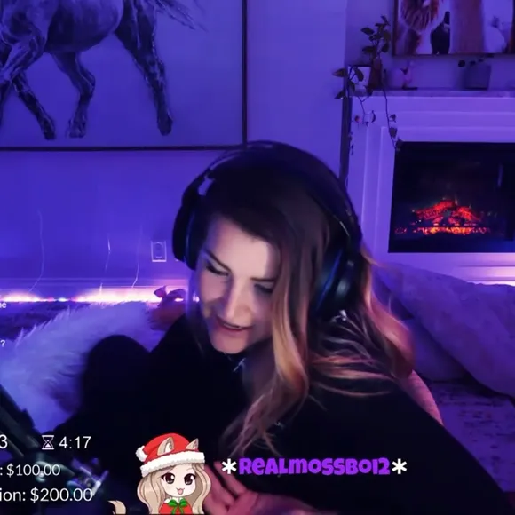 Kittyplays Black Hoodie Gaming Session OnlyFans Video Leaked