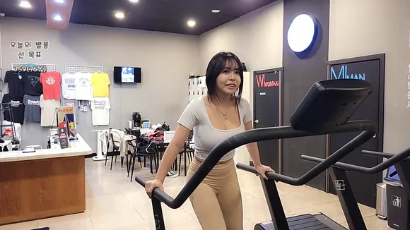 Kkkku96 Tight Crop Top Gym OnlyFans Video Leaked
