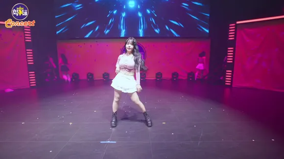 Kkkku96 Short Skirt Dance Moves OnlyFans Video Leaked