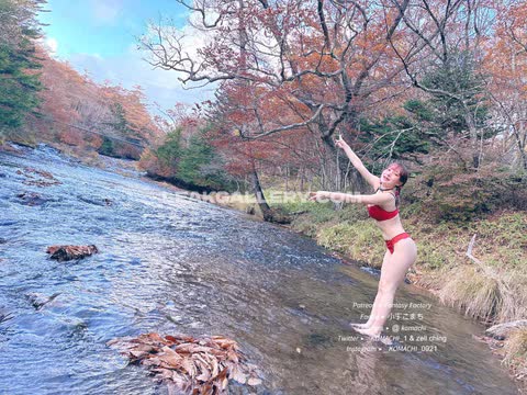 Komachi Red Bikini River Pose OnlyFans Photo Leaked