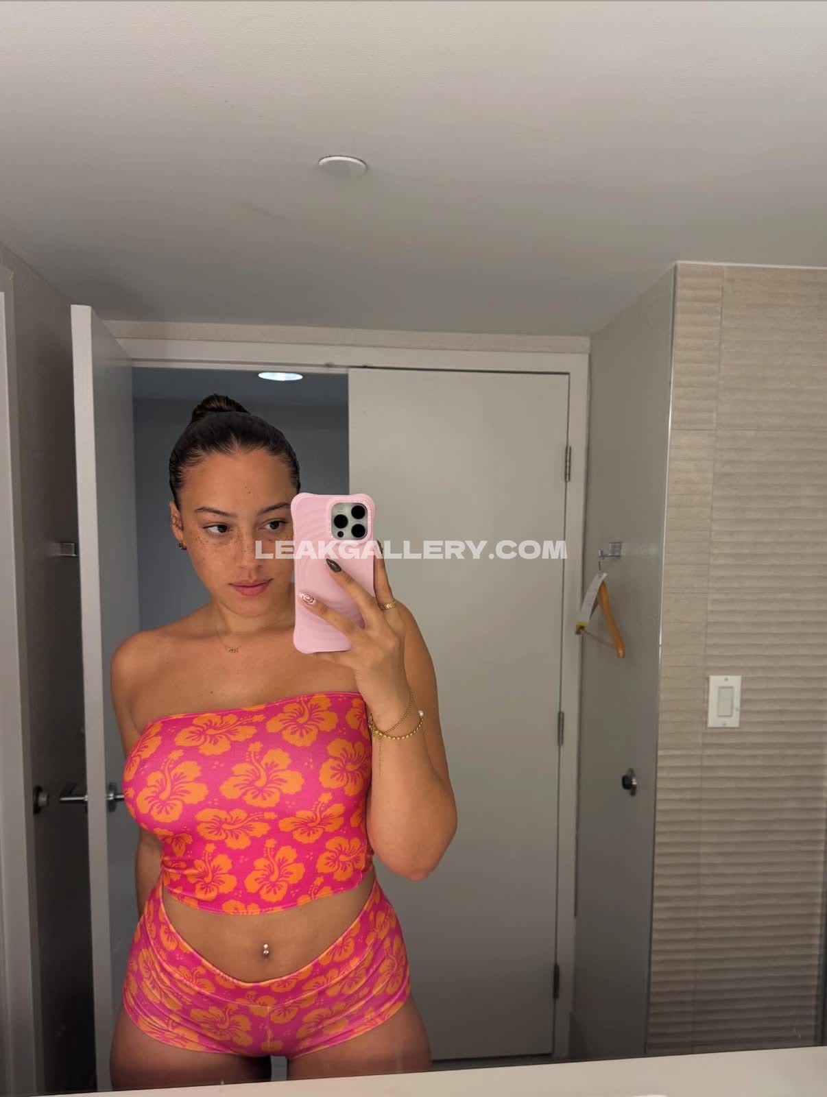 Korirobinsonn / kokotatum / tatumk Exclusive Leaked Nude OnlyFans #13383693