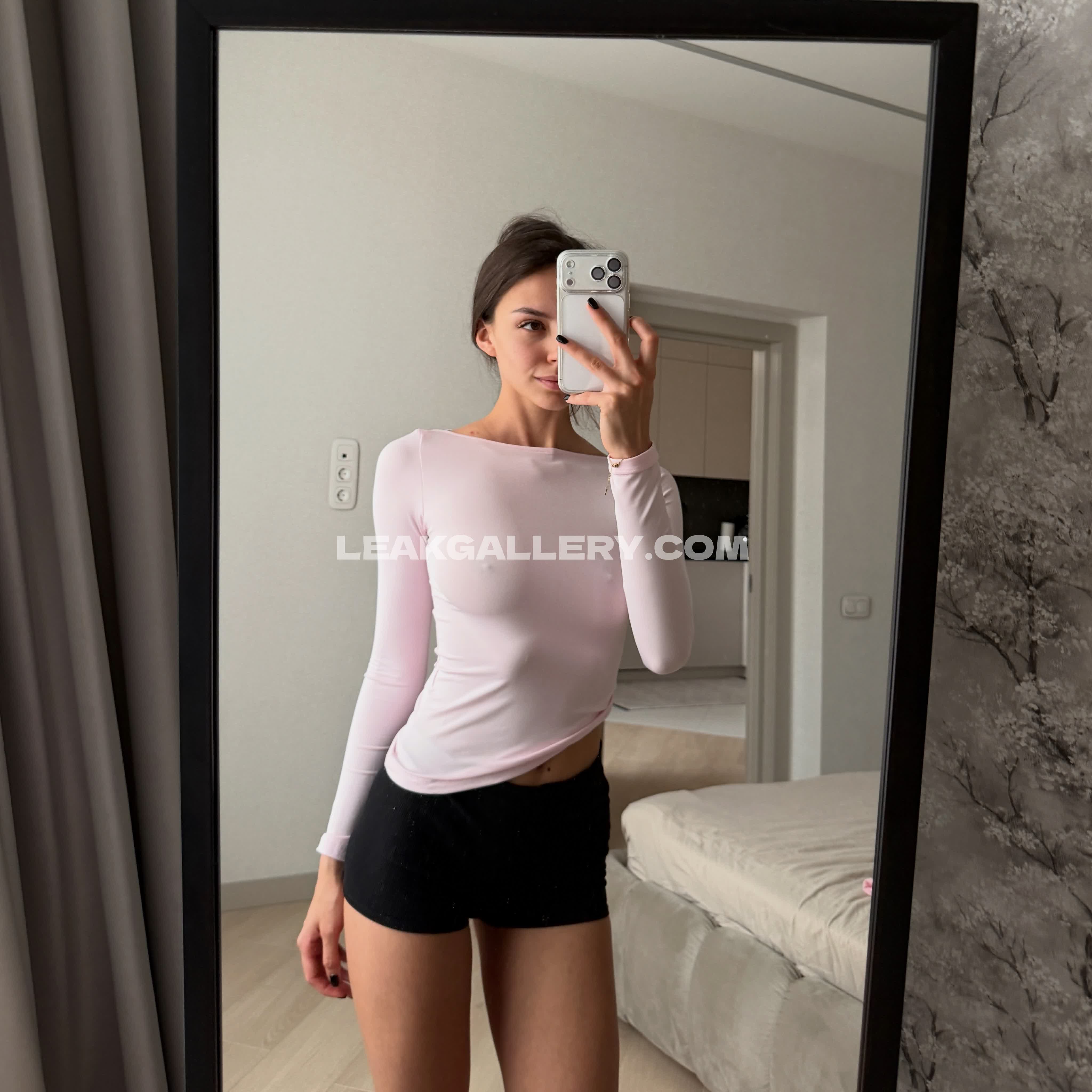Krist.mos Exclusive Leaked Nude OnlyFans #12811740