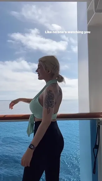 Kunshikitty Tattooed Back Halter Top OnlyFans Video Leaked