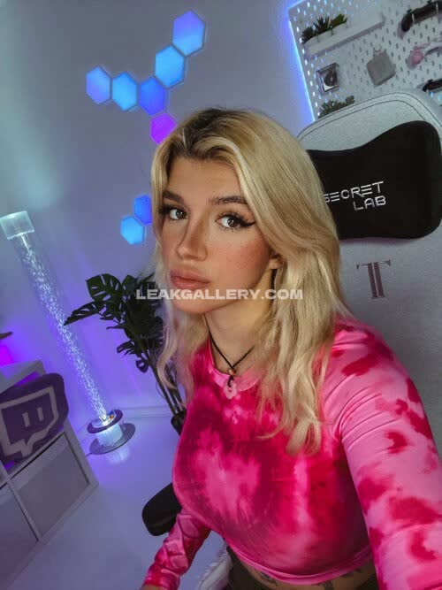 Kunshikitty Exclusive Leaked Nude OnlyFans #14763127