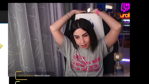 Kurolily Gray Tee Gaming Session OnlyFans Video Leaked