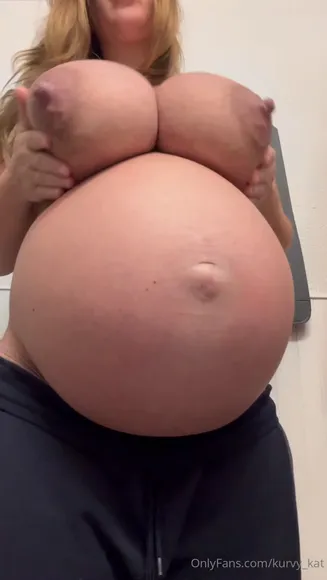 Kurvy_kat Massive Boobs And Belly OnlyFans Video Leaked