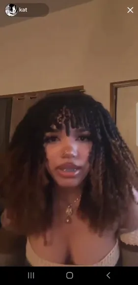 Kvrtez Low-Cut Crochet Top OnlyFans Video Leaked