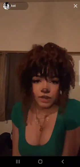 Kvrtez Green Crop Top Tease OnlyFans Video Leaked