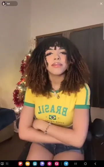 Kvrtez Crop Top Belly Exposure OnlyFans Video Leaked