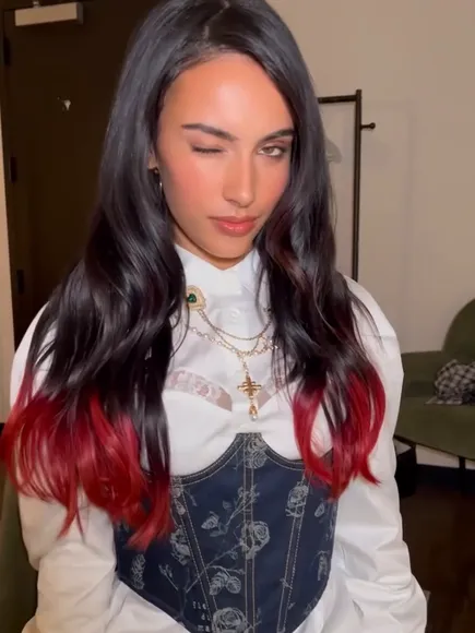 kyliecantrall video thumbnail