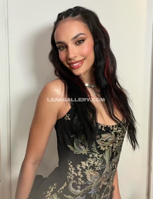 Kyliecantrall Exclusive Leaked Nude OnlyFans #12135861