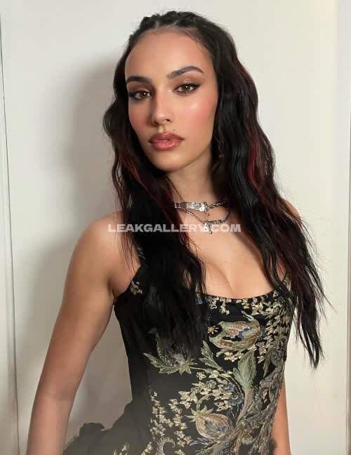 Kyliecantrall Exclusive Leaked Nude OnlyFans #12135872