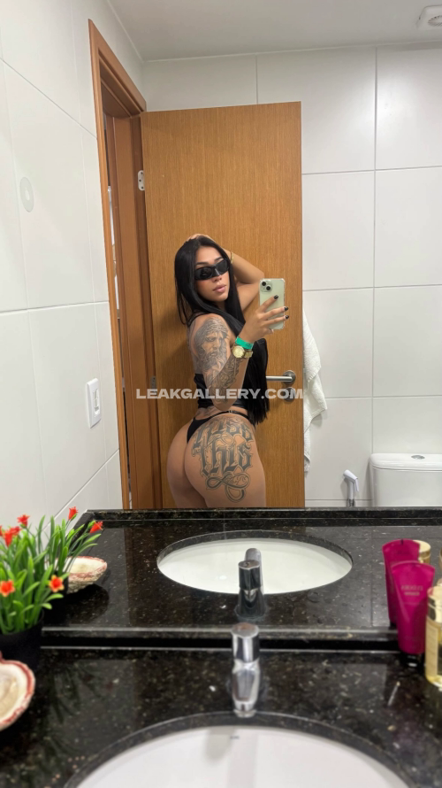Laaismiranda_ Exclusive Leaked Nude OnlyFans #12149130