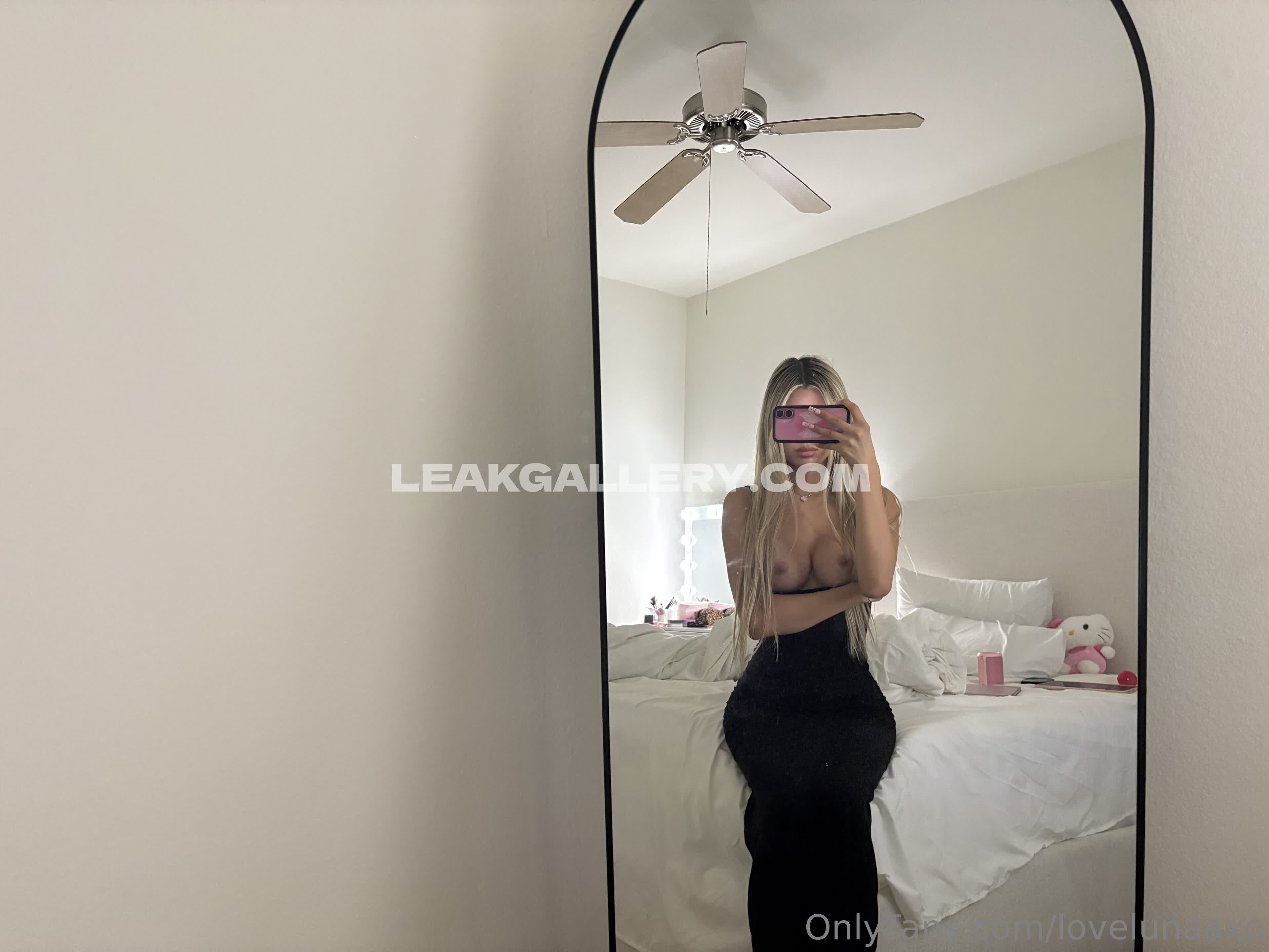 Lar1s3a Exclusive Leaked Nude OnlyFans #12569136