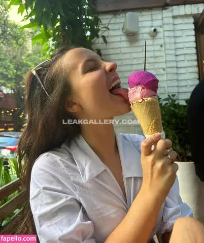 larissamanoela