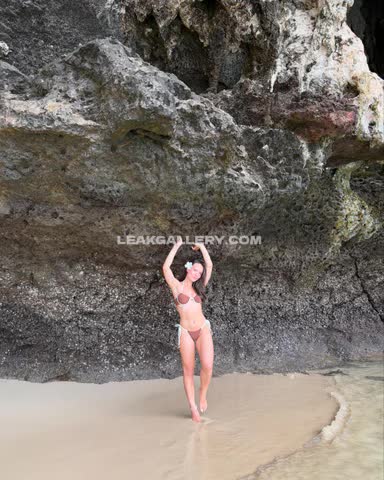 Larissamanoela Exclusive Leaked Nude OnlyFans #14890494