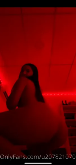 Laura02av Naked Ass Twerking OnlyFans Video Leaked