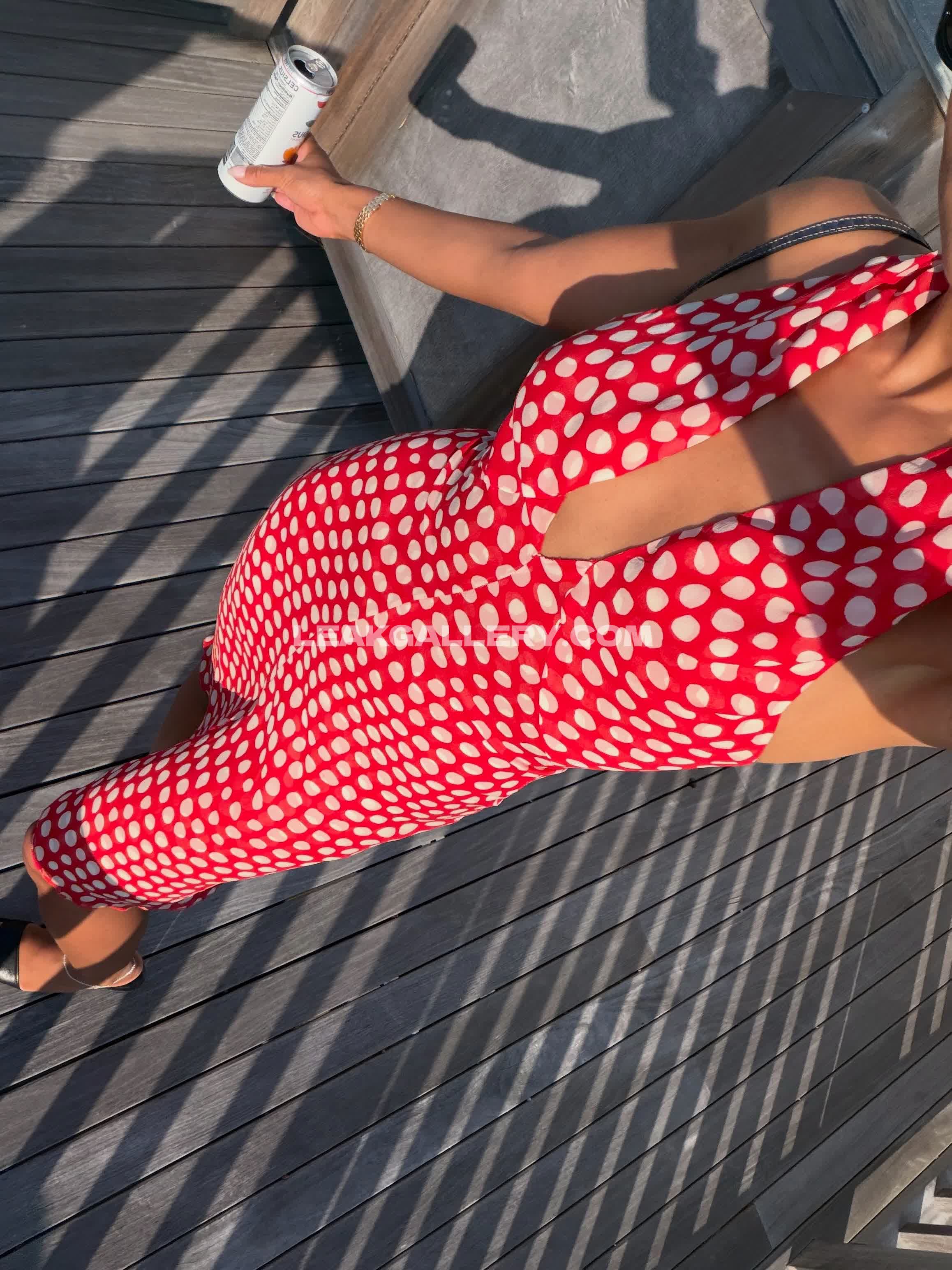 Lauraharrier Exclusive Leaked Nude OnlyFans #13046248