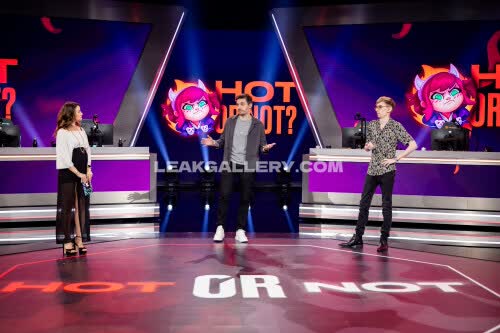 Laurebv Exklusiv geleakte Nacktbilder von OnlyFans #12268876