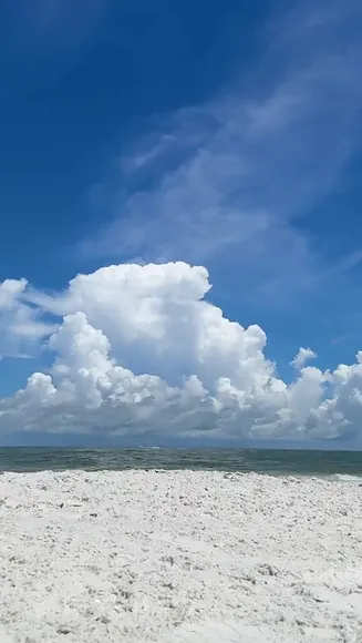 Laurenmochen Bikini Beach Walk OnlyFans Video Leaked