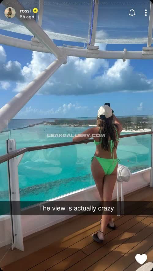 Laurenrossi / Rossitakes Exclusive Leaked Nude OnlyFans #14589314