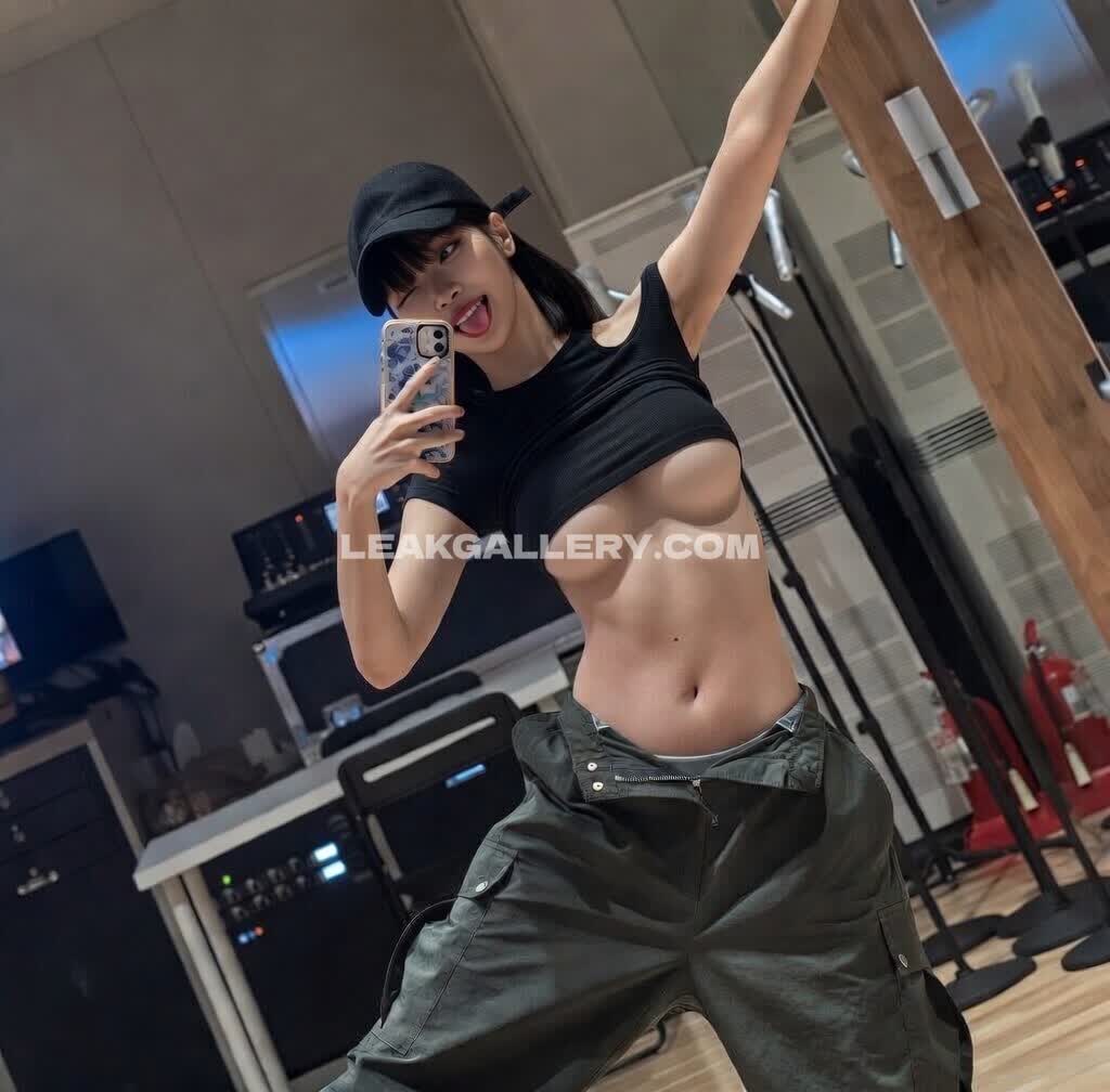 Le_sserafim Exclusive Leaked Nude OnlyFans #12367183