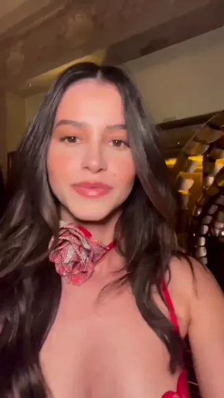 Leaelui Red Lace Bra Tease OnlyFans Video Leaked