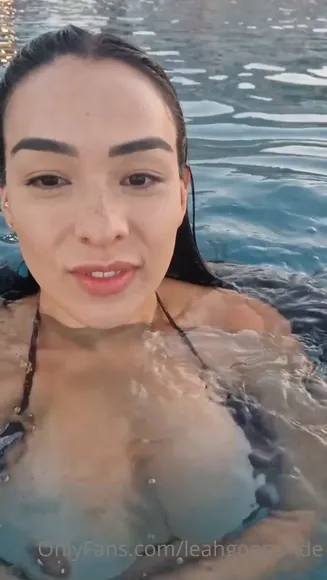 Leahgoeswilde Wet Bikini Tits Tease OnlyFans Video Leaked