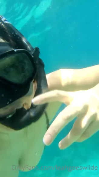 Leahgoeswilde Underwater Bikini Snorkel OnlyFans Video Leaked