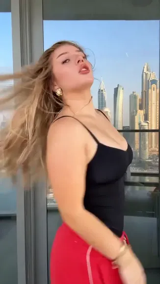 Leahxm Black Bodysuit Tease OnlyFans Video Leaked