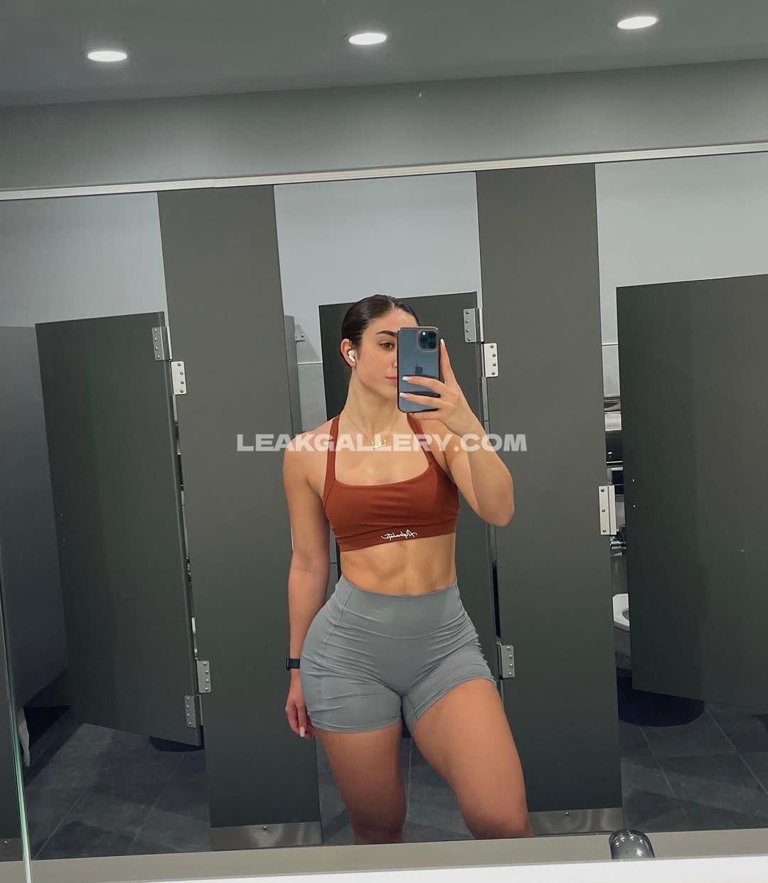 Leanadeeb / leanadeebb Exklusiv geleakte Nacktbilder von OnlyFans #12167860