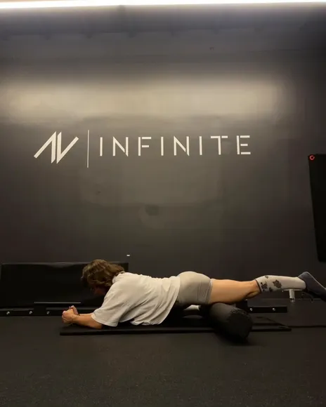 Leanbeefpatty Tight Shorts Leg Rolling OnlyFans Video Leaked