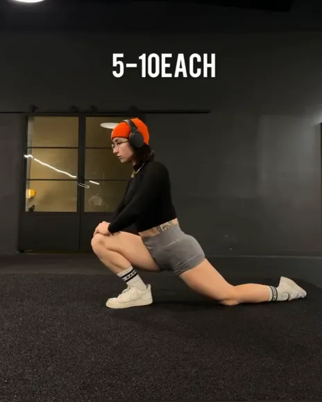 Leanbeefpatty Legs Spread Lunge Pose OnlyFans Video Leaked