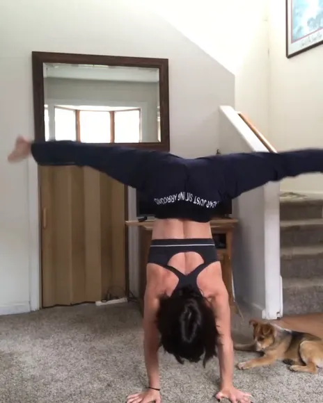 Leanbeefpatty Bare Ass Yoga Pose OnlyFans Video Leaked