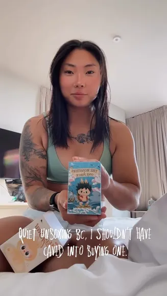 Leighlaurel Bra And Shorts Unboxing OnlyFans Video Leaked