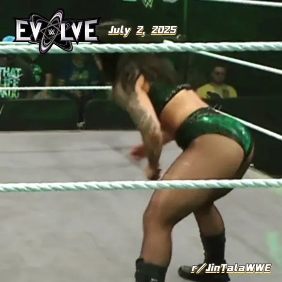 Leighlaurel Green Bikini Wrestling OnlyFans Video Leaked