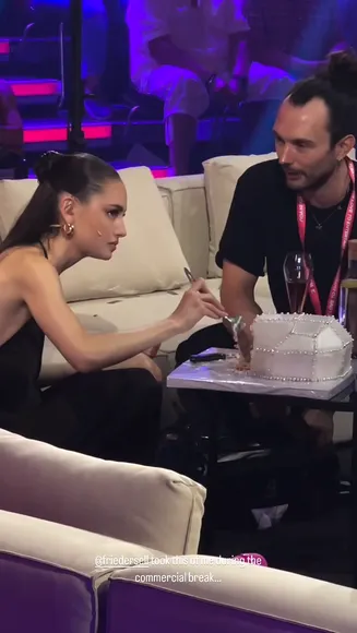 Leniklum Black Dress Cake Bite OnlyFans Video Leaked