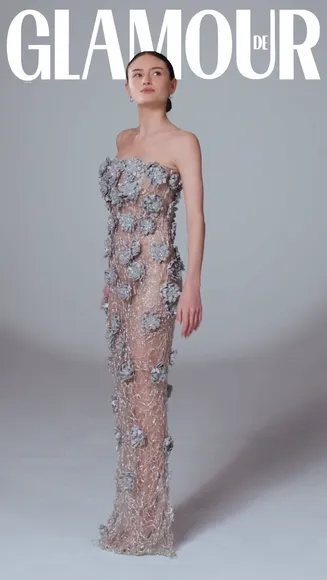 Leniklum Sheer Floral Gown Pose OnlyFans Video Leaked