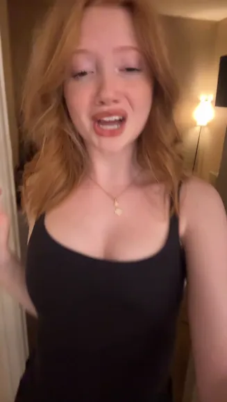 Lifewithmak2005 Black Tank Top Tease OnlyFans Video Leaked