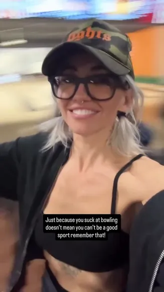 Lights_poxleitner Black Crop Top Tease OnlyFans Video Leaked